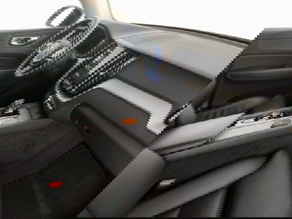 Volvo XC60 usata a Modena (9)