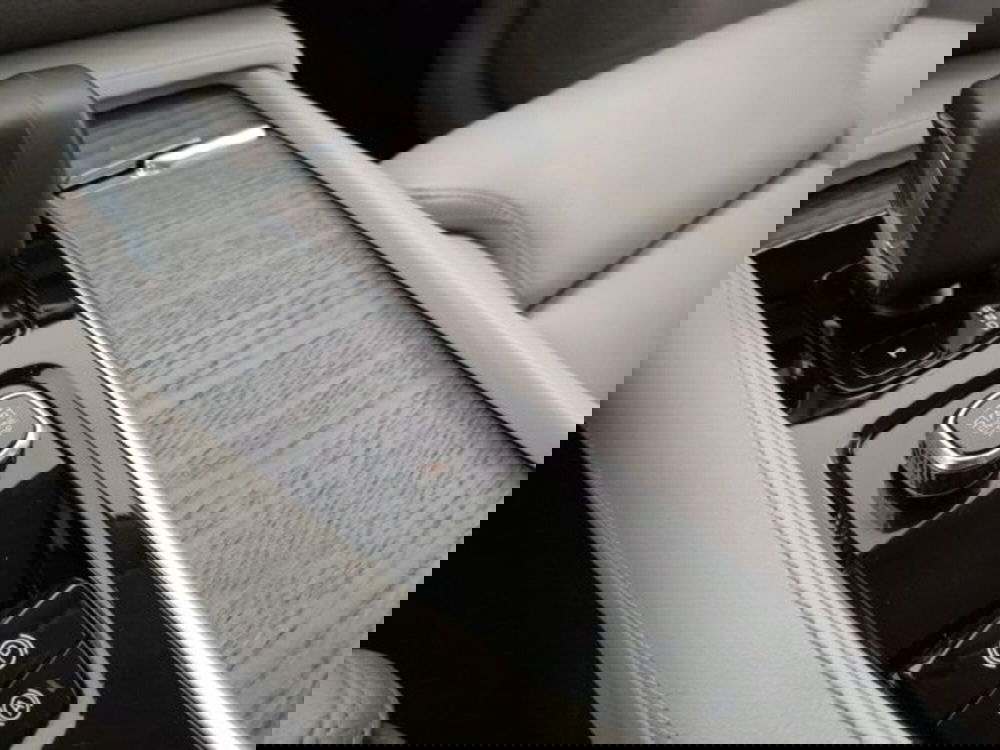 Volvo XC90 usata a Modena (18)