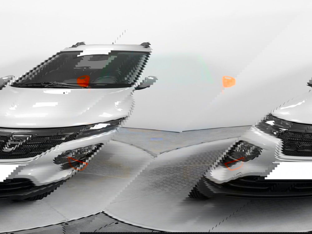 Dacia Spring usata a Varese (2)