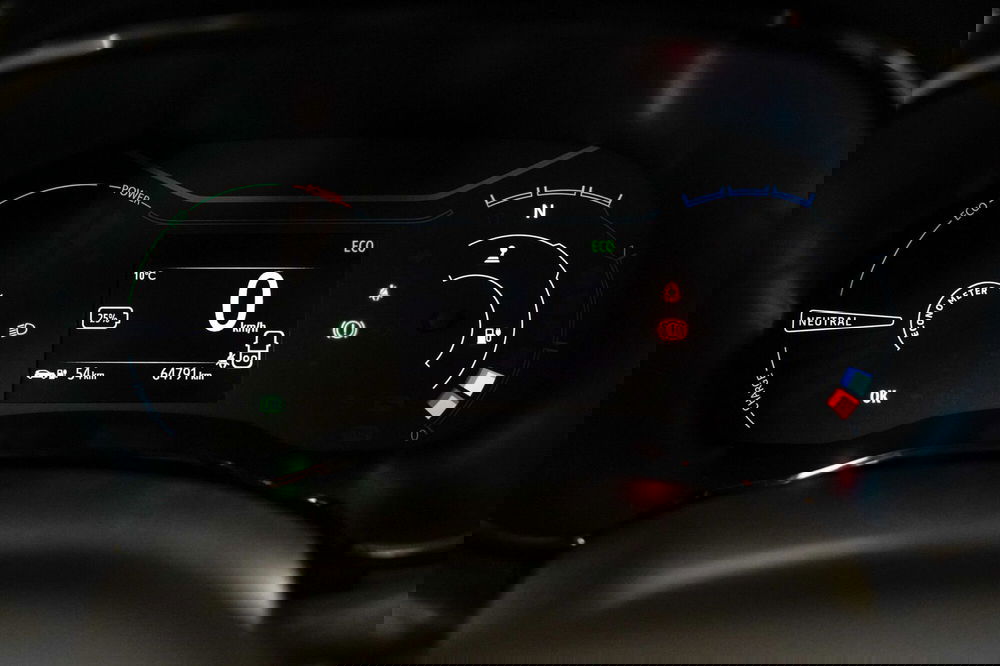 Dacia Spring usata a Varese (8)