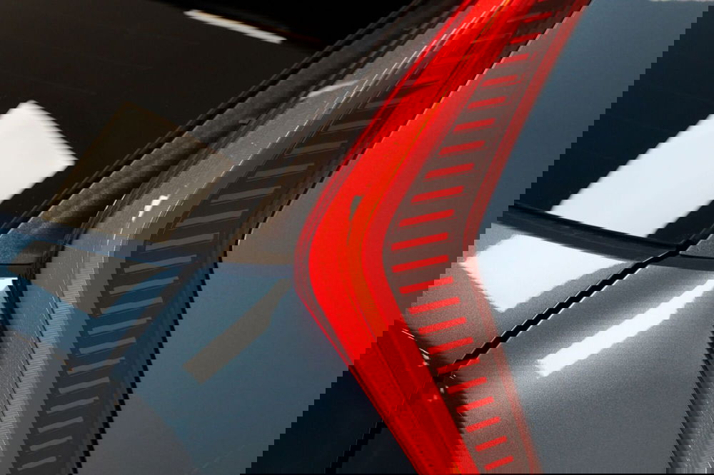 Kia Niro usata a Varese (9)