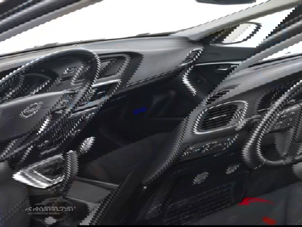 Volvo V40 usata a Perugia (8)