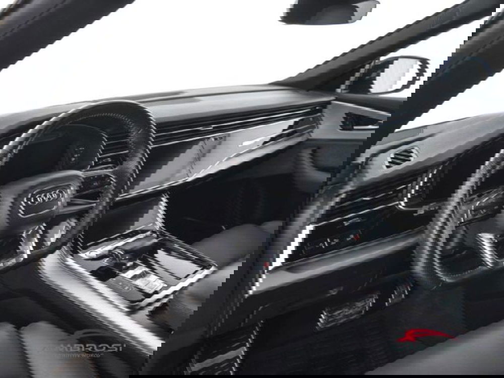 Audi Q8 usata a Perugia (8)