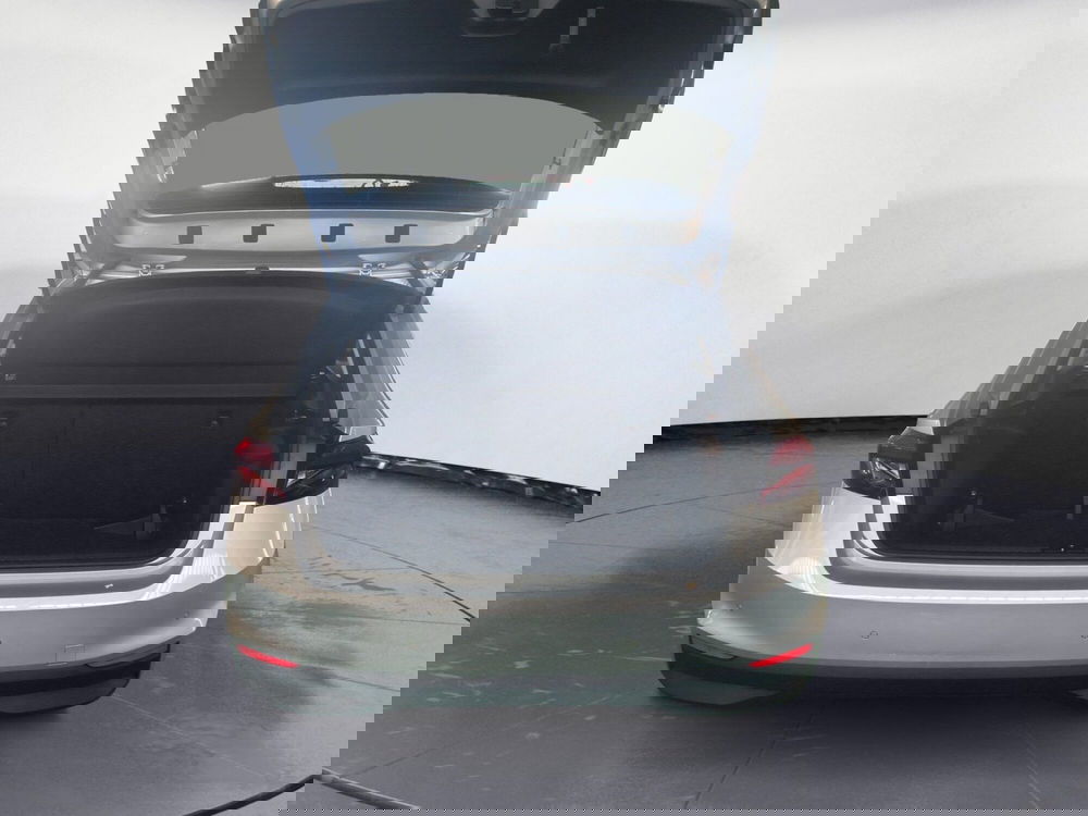 Skoda Fabia usata a Reggio Calabria (15)