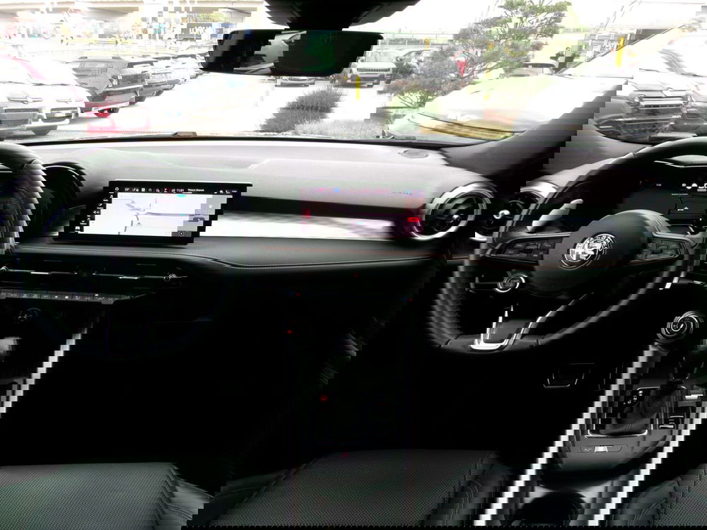 Alfa Romeo Tonale usata a Venezia (9)