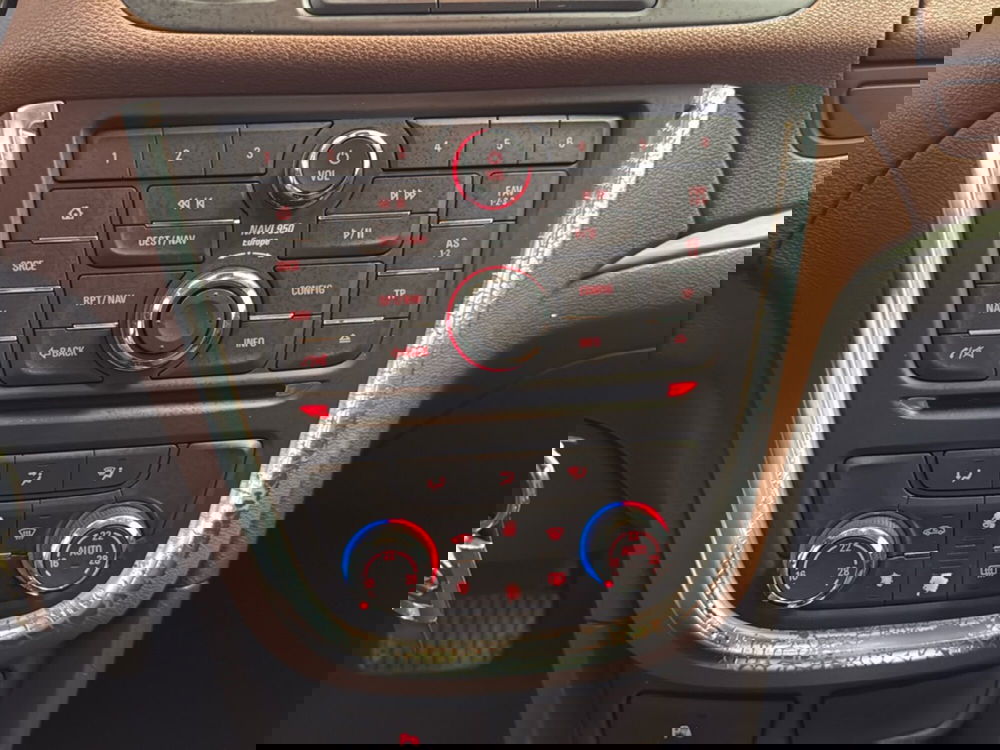 Opel Mokka usata a Palermo (10)