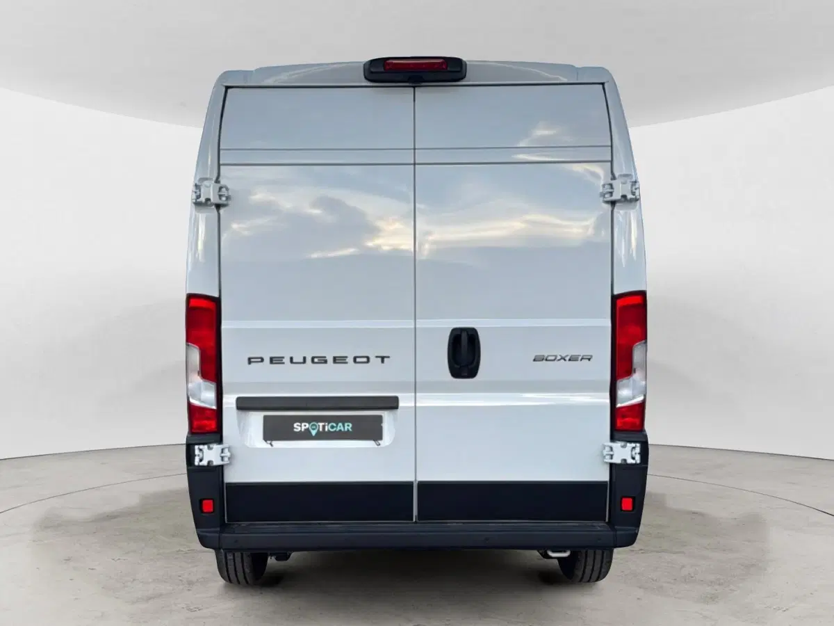 Peugeot Boxer Furgone nuova a Palermo (12)