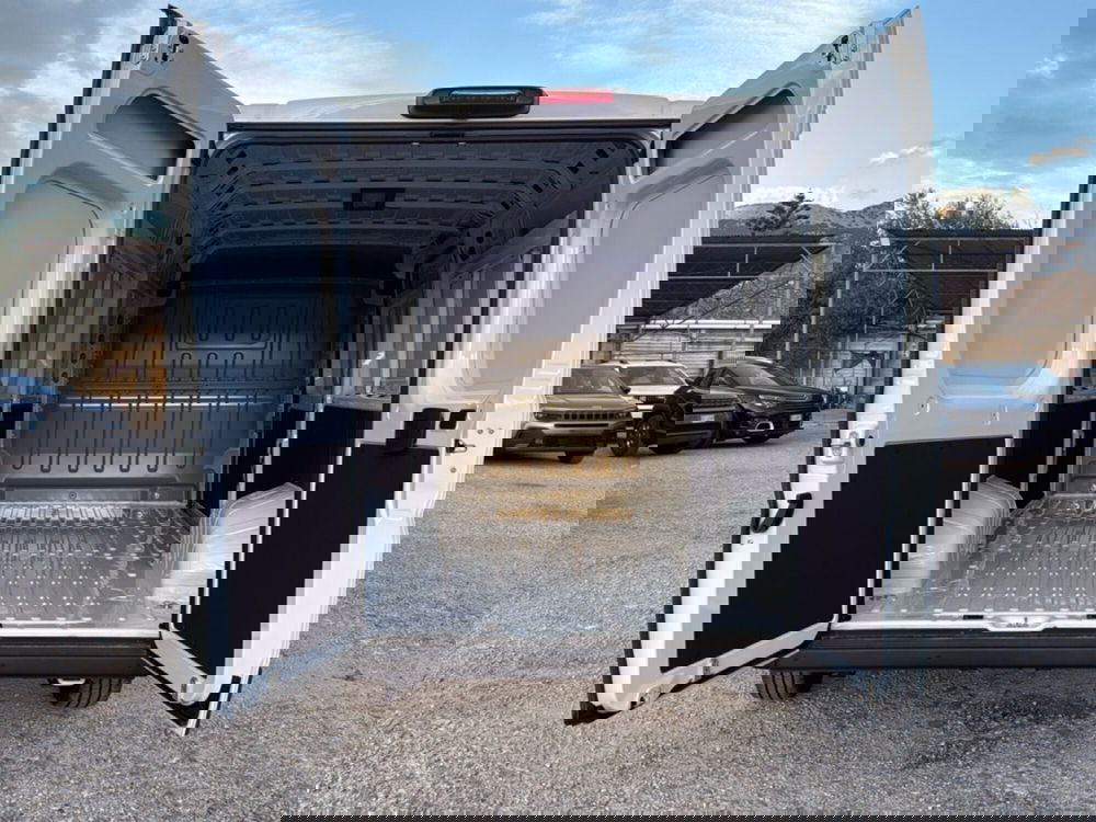 Peugeot Boxer Furgone nuova a Palermo (7)