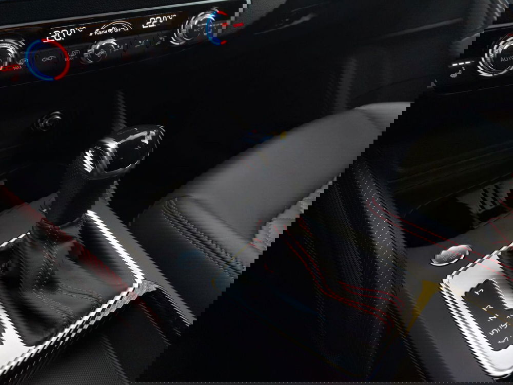 Audi Q2 usata a Bari (14)