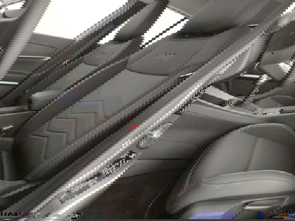 Jeep Avenger nuova a Padova (11)