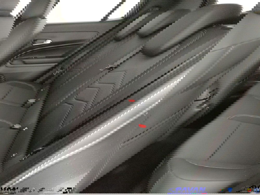 Jeep Avenger nuova a Padova (13)