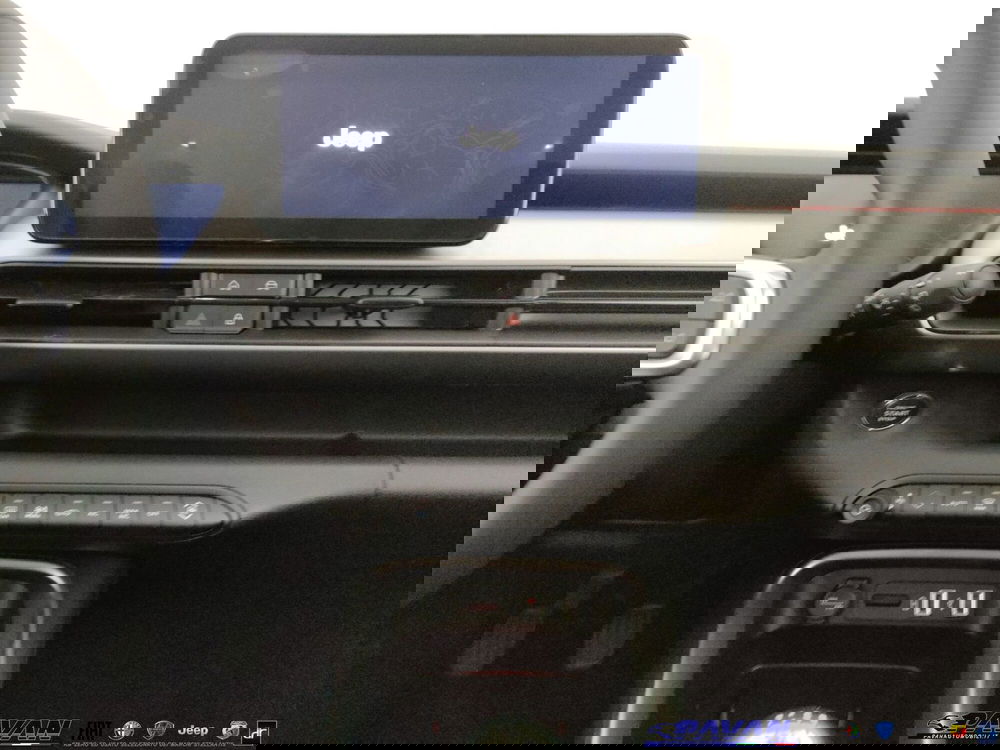 Jeep Avenger nuova a Padova (9)