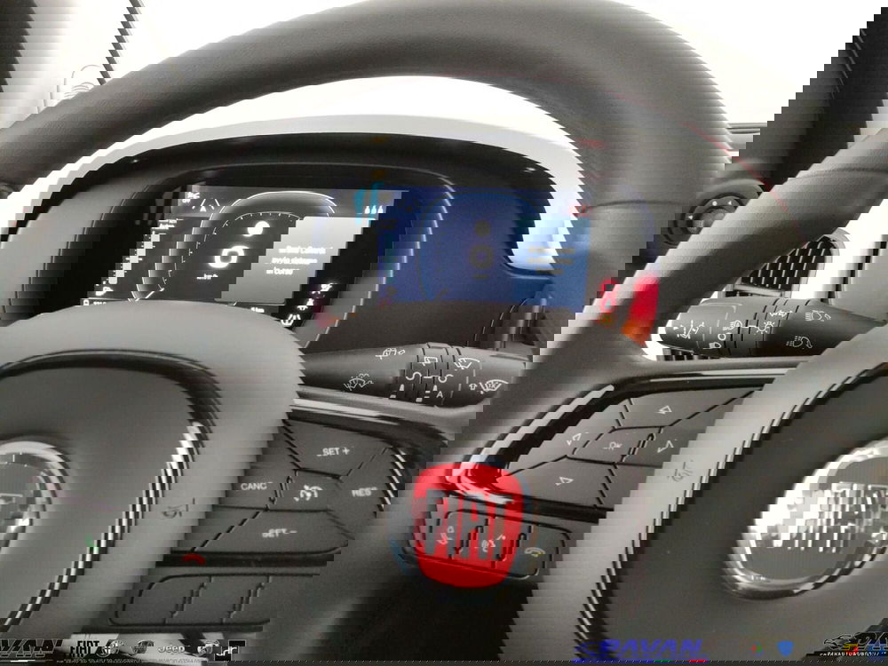 Fiat Panda Cross nuova a Padova (14)