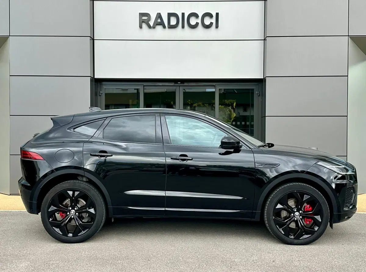 Jaguar E-Pace usata a Bari (6)
