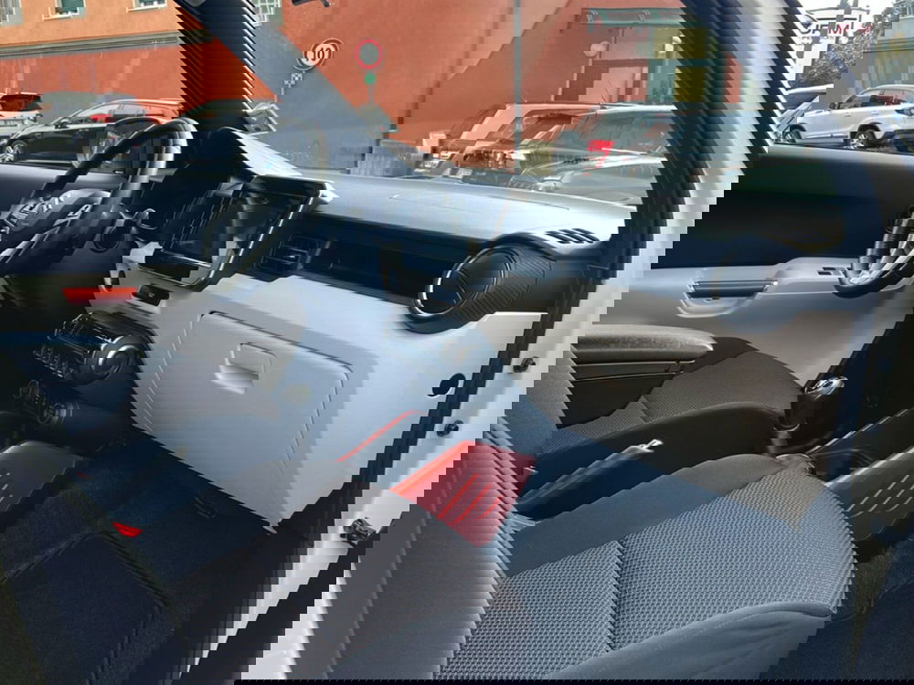 Suzuki Ignis usata a Vercelli (19)