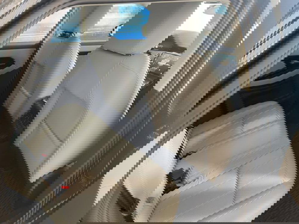 Land Rover Range Rover Evoque usata a Venezia (5)