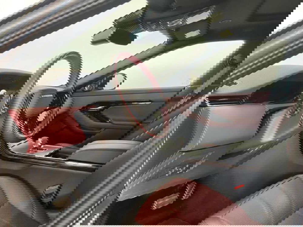 Land Rover Range Rover Evoque usata a Venezia (6)