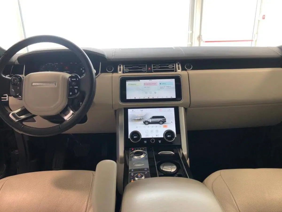 Land Rover Range Rover usata a Venezia (5)