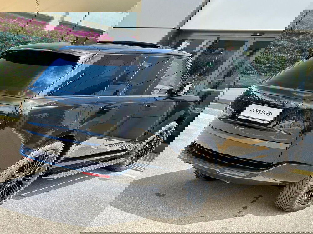 Land Rover Range Rover nuova a Bari (2)