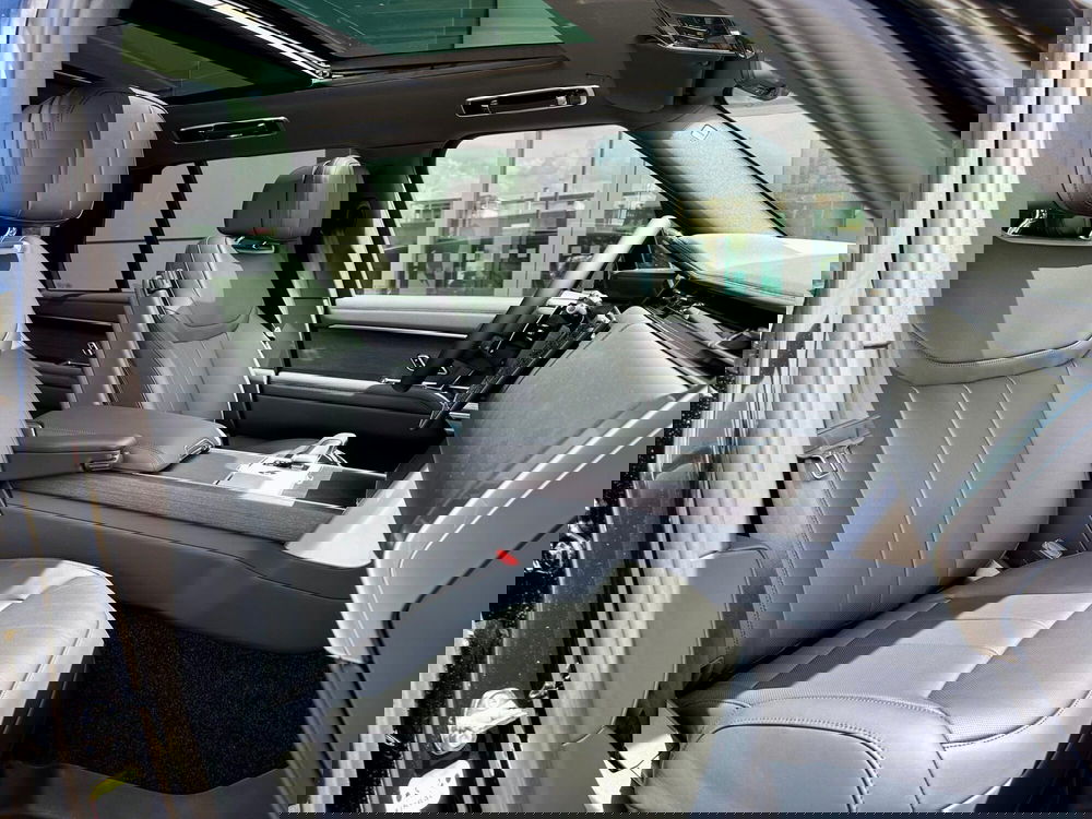 Land Rover Range Rover nuova a Bari (3)