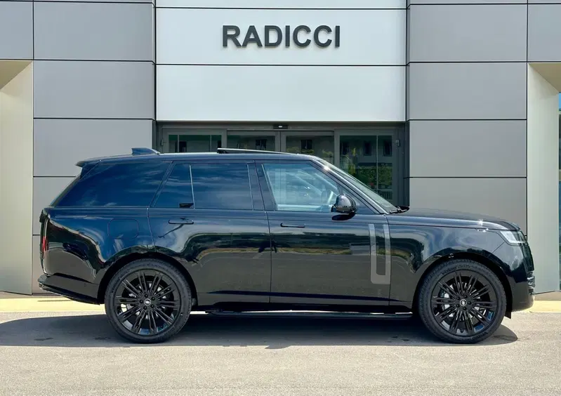 Land Rover Range Rover nuova a Bari (6)