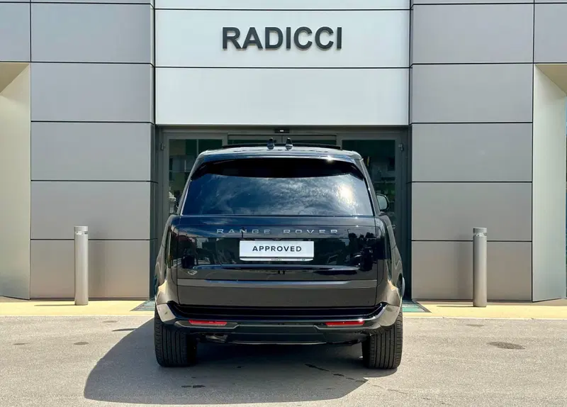 Land Rover Range Rover nuova a Bari (7)