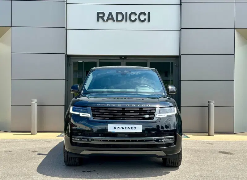 Land Rover Range Rover nuova a Bari (8)