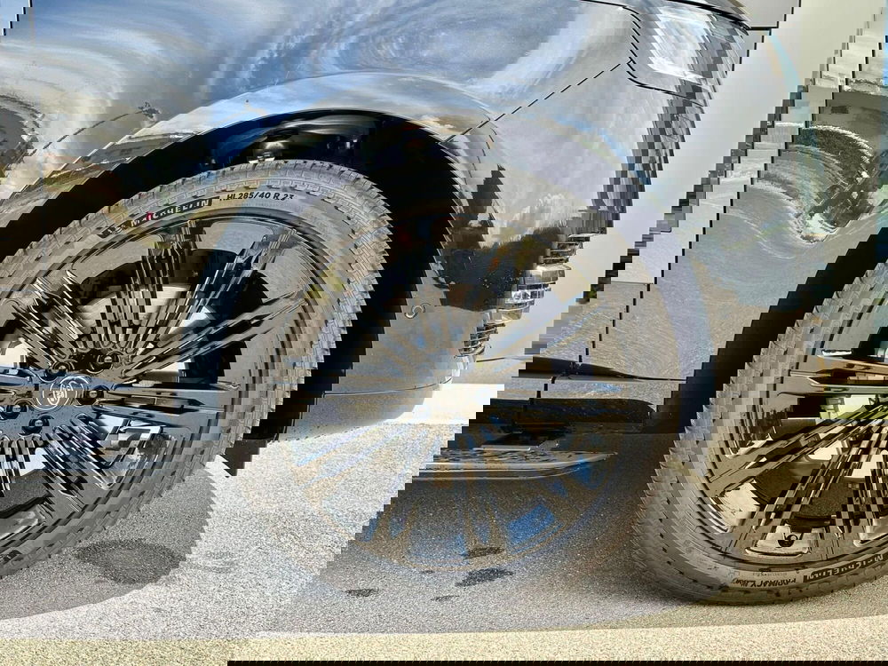 Land Rover Range Rover nuova a Bari (9)