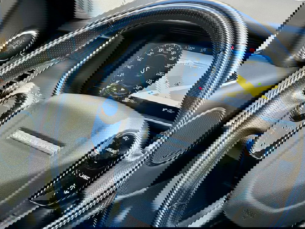 Land Rover Range Rover Sport usata a Bari (11)