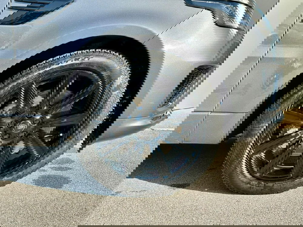 Land Rover Range Rover Sport usata a Bari (9)