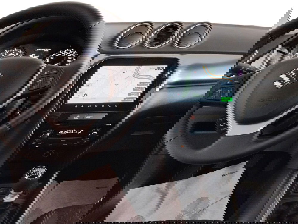 Suzuki Vitara nuova a Milano (8)