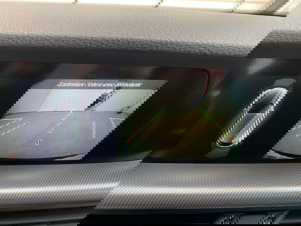 Alfa Romeo Stelvio usata a Milano (19)