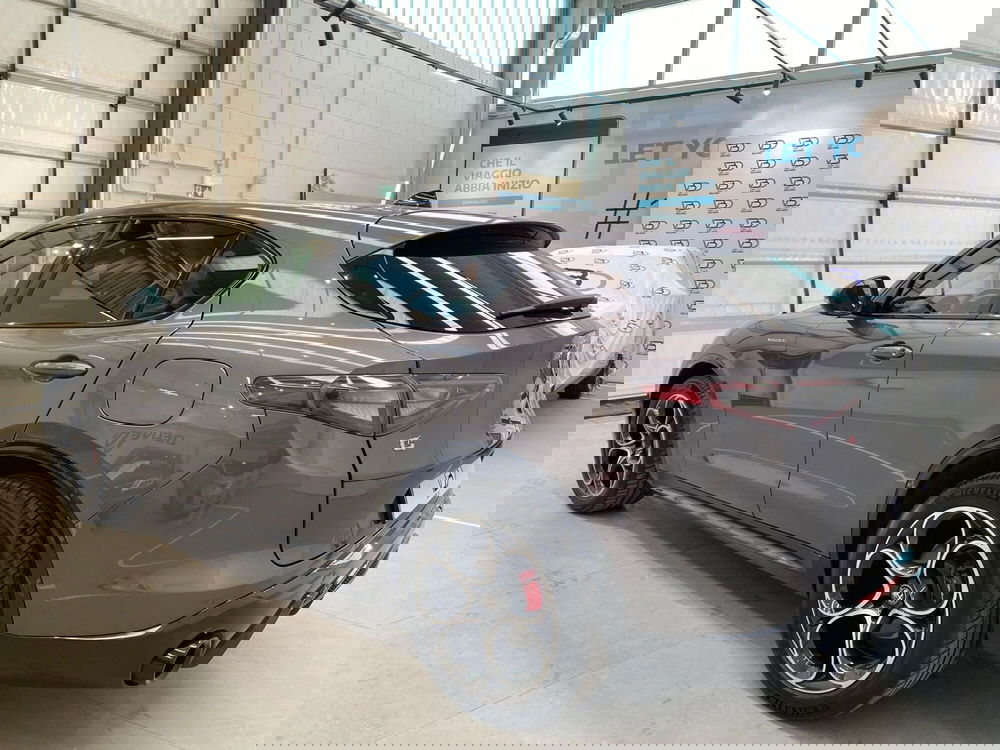 Alfa Romeo Stelvio usata a Milano (3)