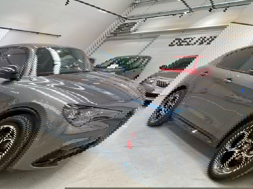 Alfa Romeo Stelvio usata a Milano (7)