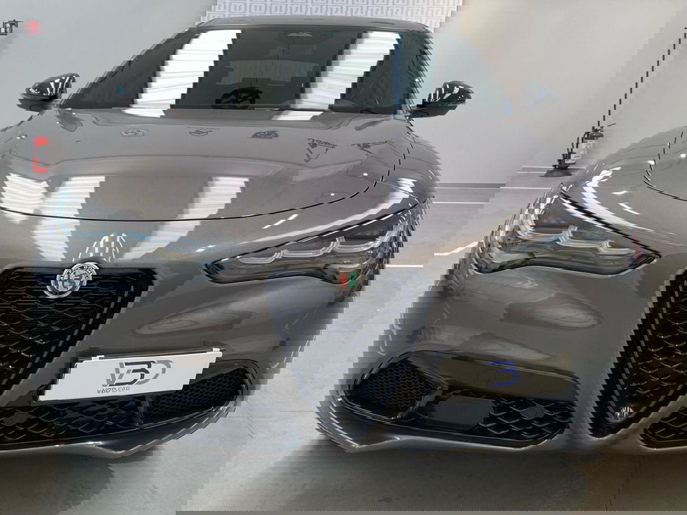 Alfa Romeo Stelvio usata a Milano (8)