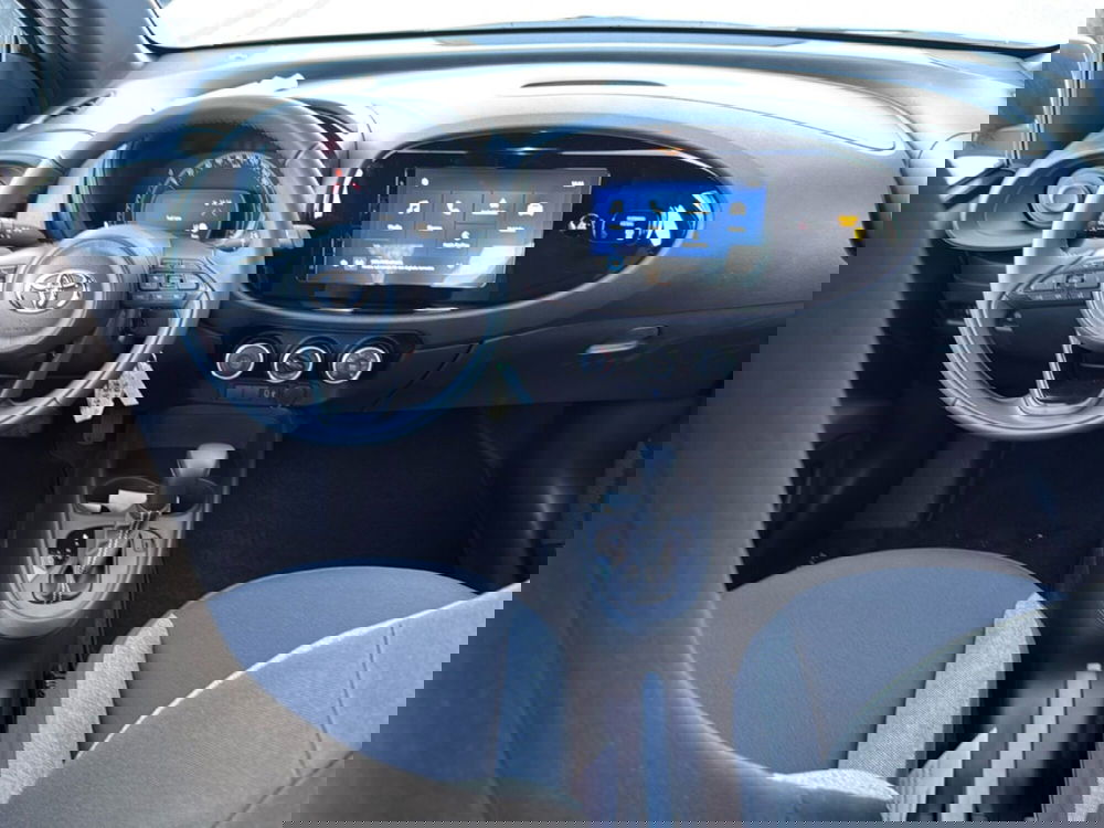 Toyota Aygo X nuova a Reggio Calabria (10)
