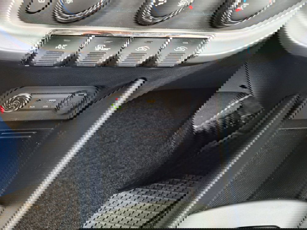Kia Rio usata a Padova (12)