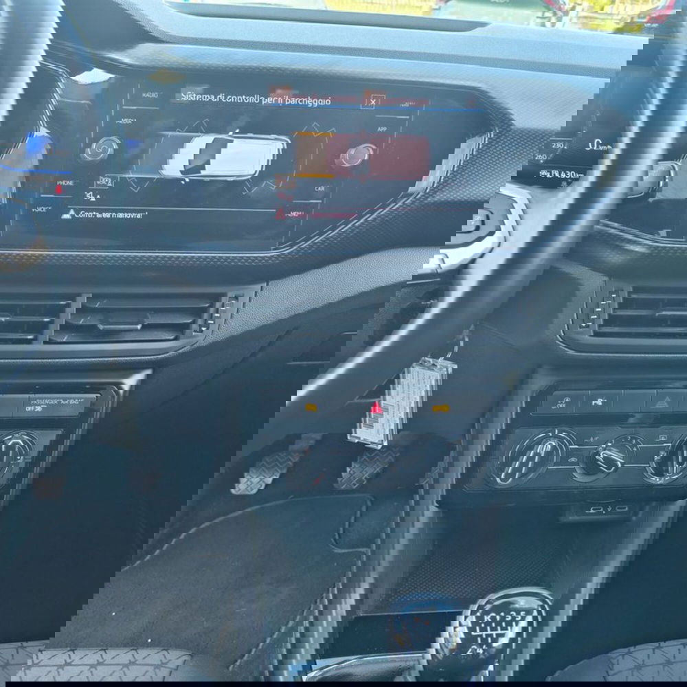 Volkswagen T-Cross usata a Padova (12)