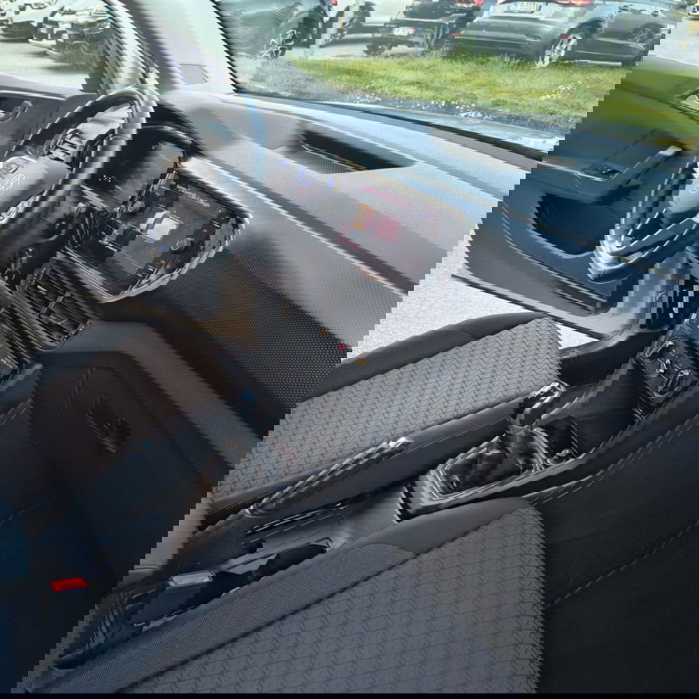 Volkswagen T-Cross usata a Padova (13)