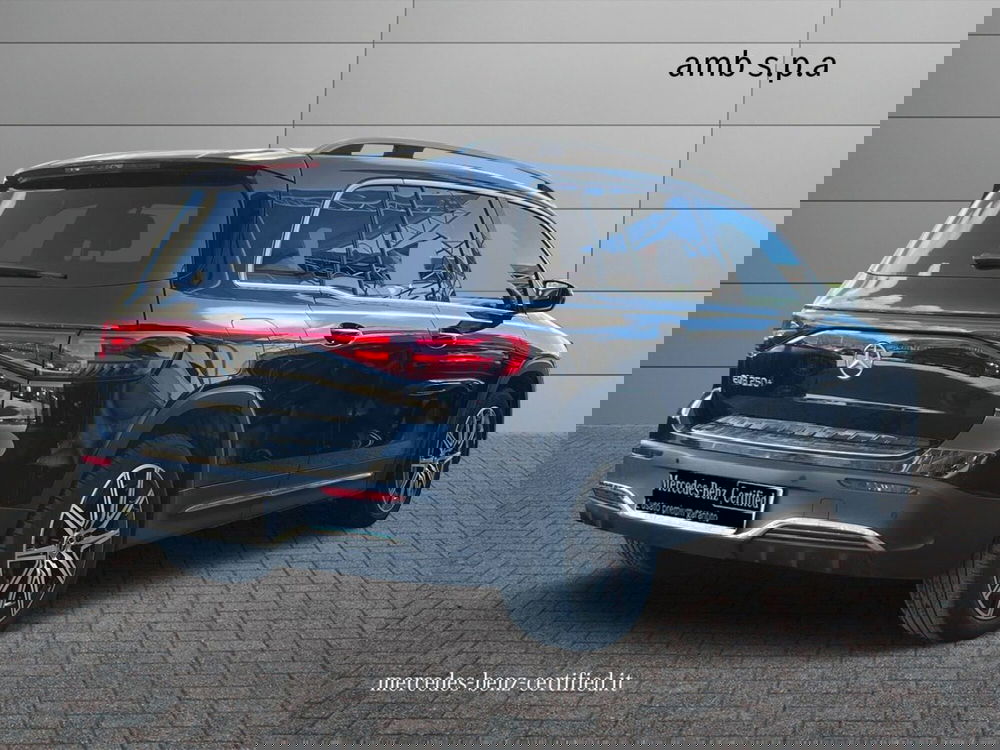 Mercedes-Benz EQB usata a Napoli (2)