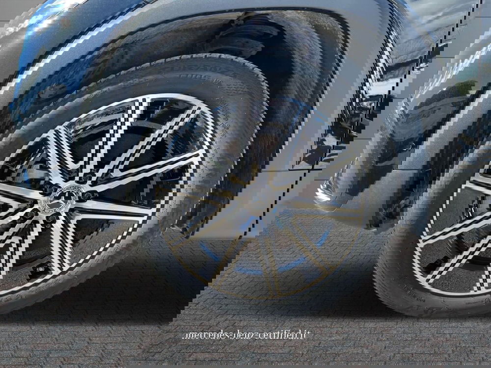 Mercedes-Benz EQB usata a Napoli (8)