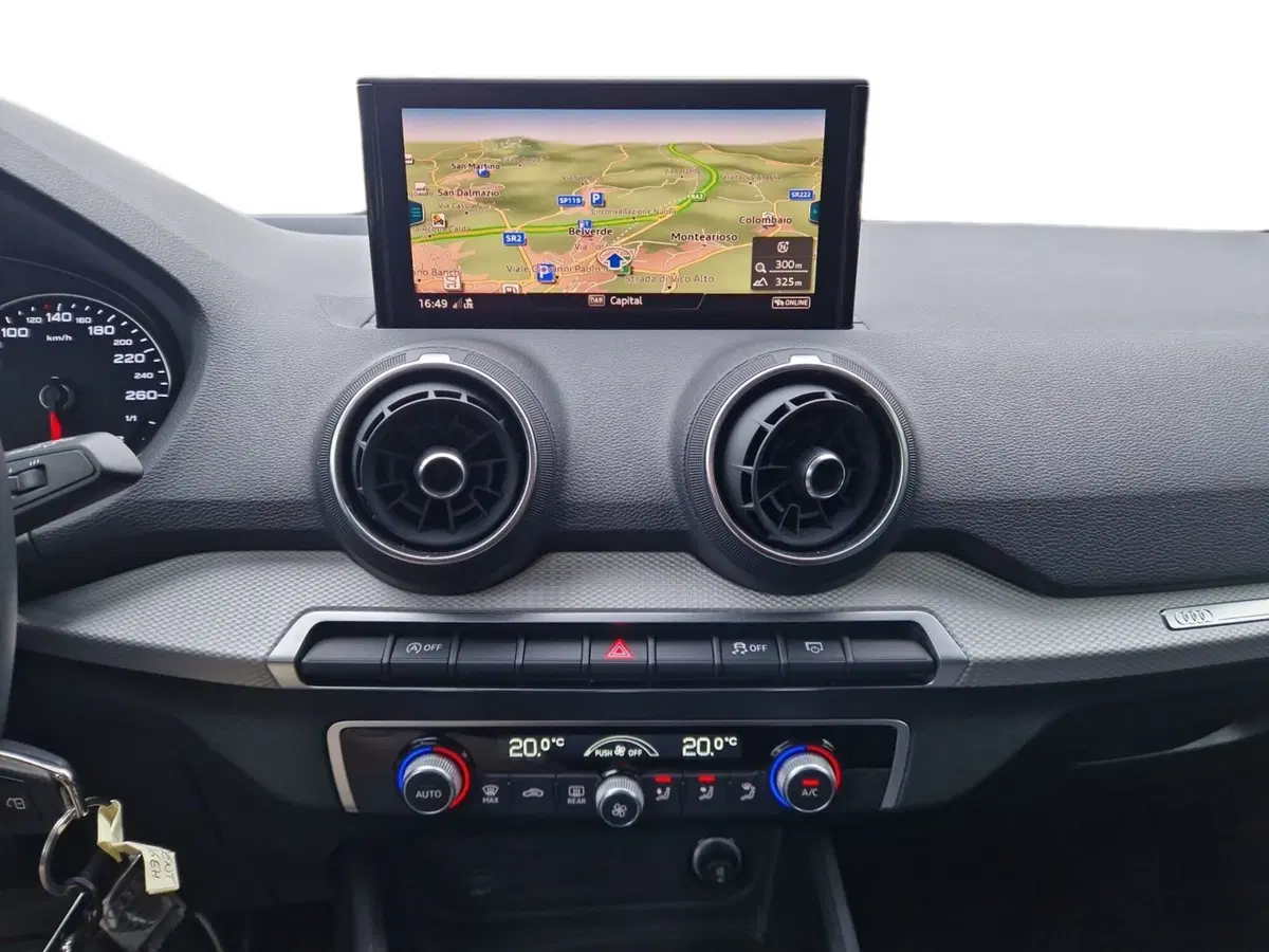 Audi Q2 usata a Siena (14)