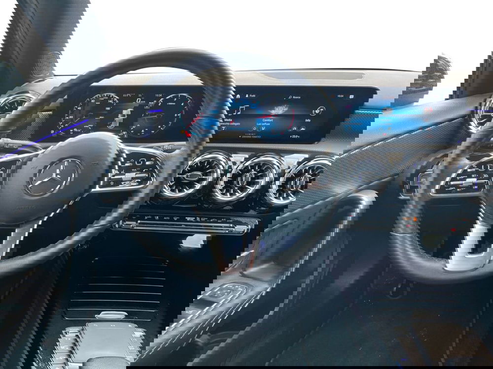 Mercedes-Benz Classe A usata a Napoli (12)