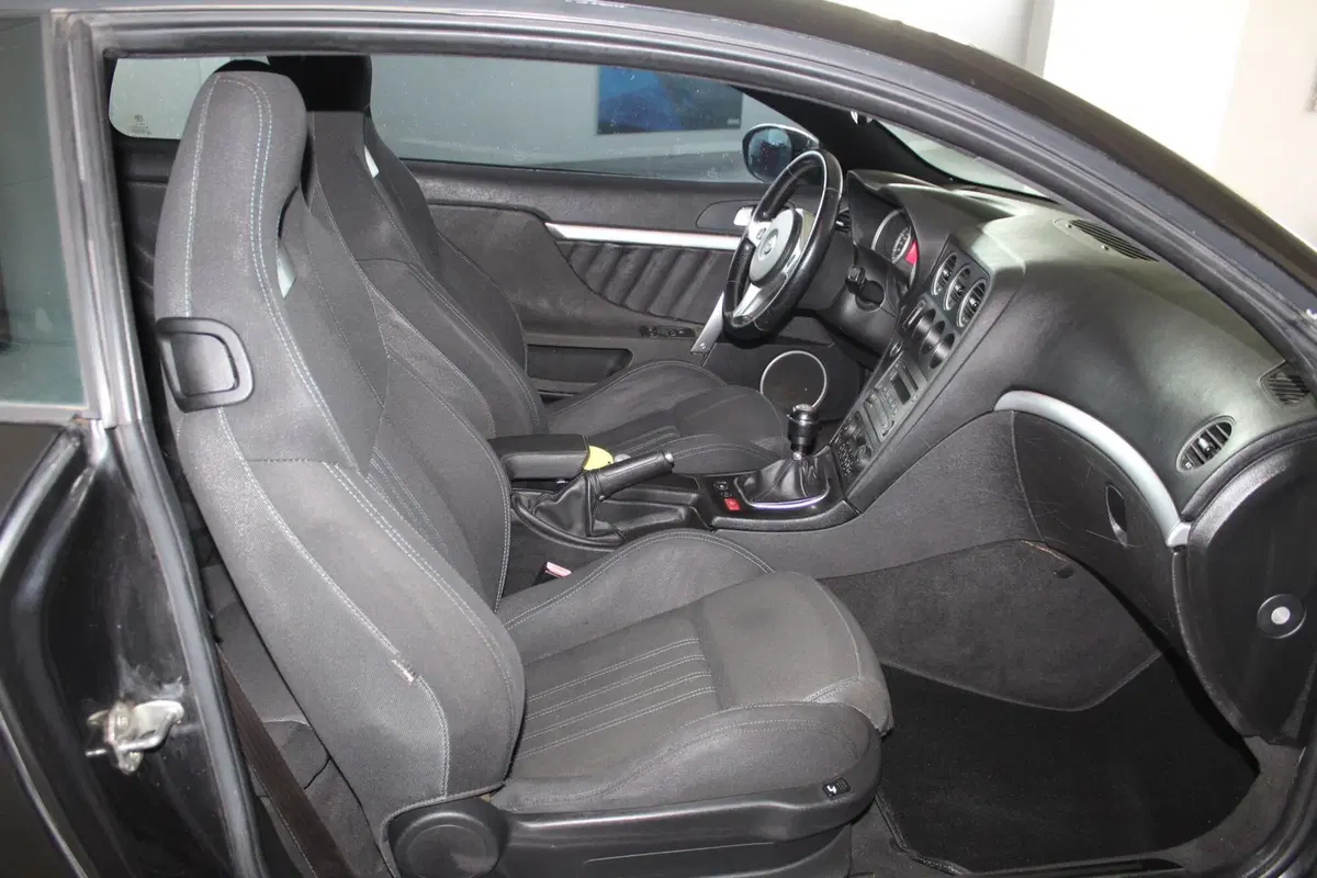 Alfa Romeo Brera usata a Terni (8)