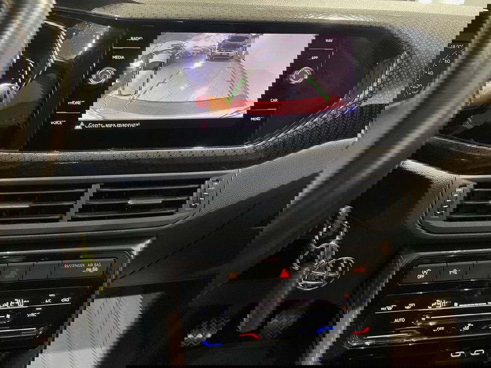 Volkswagen T-Cross usata a Genova (12)