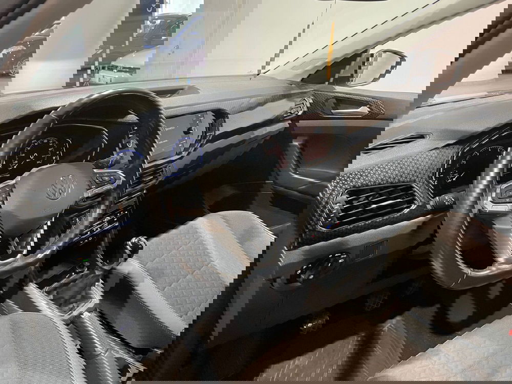 Volkswagen T-Cross usata a Genova (7)