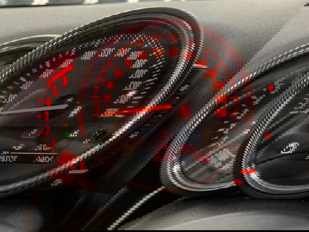 MINI Mini Countryman usata a Lecce (13)