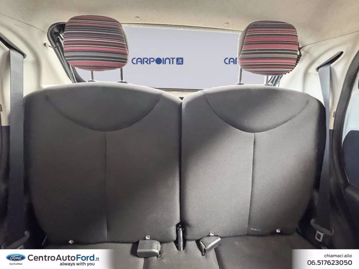 Citroen C1 Airscape usata a Roma (8)