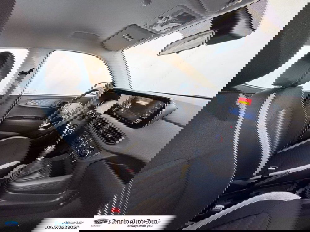 Hyundai i10 nuova a Roma (6)