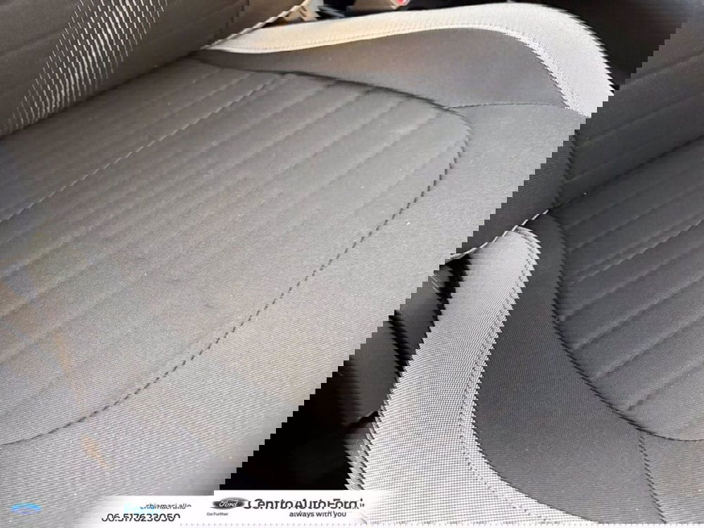 Hyundai i10 nuova a Roma (8)